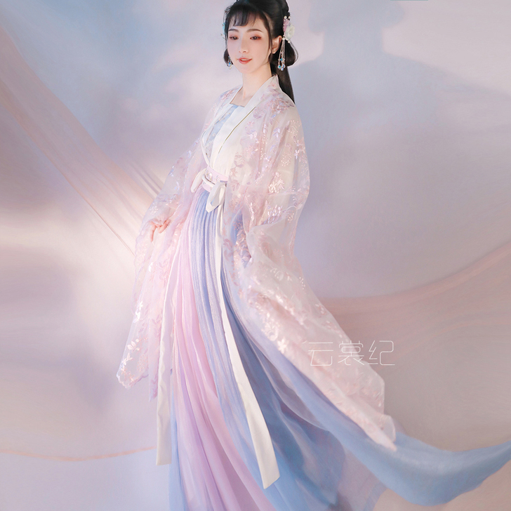 东月棠 汉服