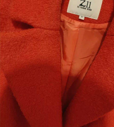 ZLL的呢子大衣，原价599元，现价129...