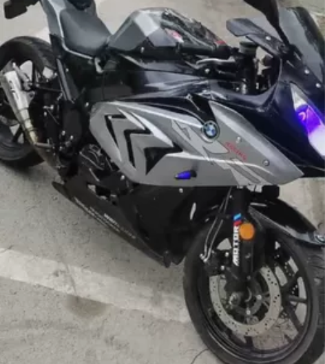 宝雕摩托车，由于没时间骑，想转让出去，车子...