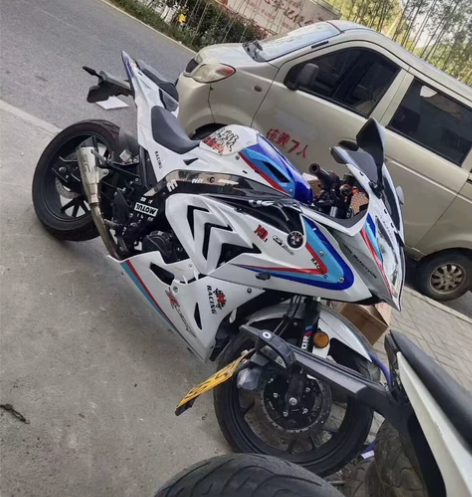 宝雕单杠250三无给钱就卖发动机没没毛病能...