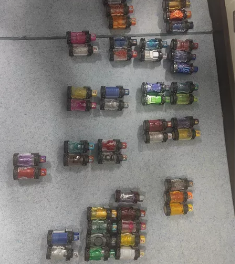 可单可套 套出700全部带走  个别扭蛋 ...