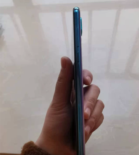 华为nova4高配版,无维修,无划痕,几乎...