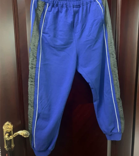 品牌女士休闲裤。颜色如图。包邮不退换偏远地...