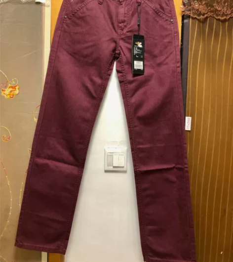 27码厚款全新卡宾男士牛仔裤三标齐全，吊牌...