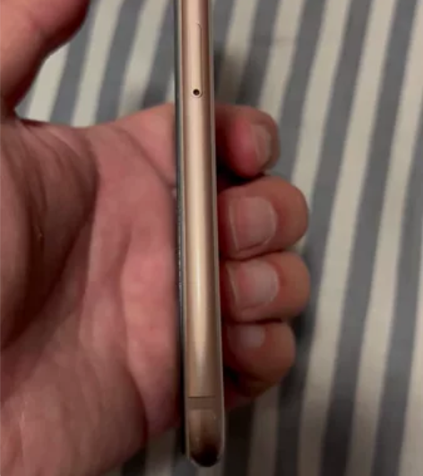 苹果8国行自用，所有功能完好。新旧程度看视...