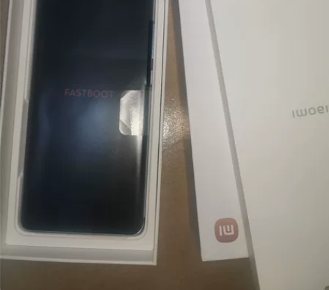 全新小米12蓝色12+256 感兴趣的话点...