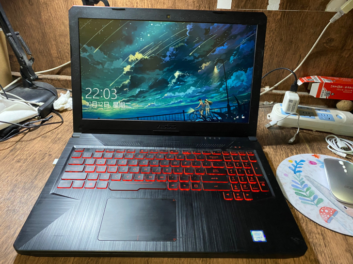 华硕飞行堡垒FX80,处理器英特尔i5-8300H,内存8运 华硕飞行堡垒FX80,处理器英特尔i5-8300H,内存8运