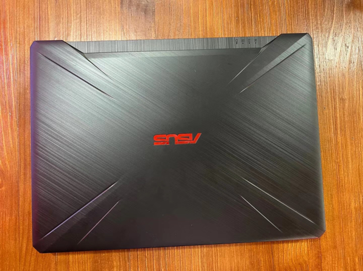 华硕飞行堡垒6 i5(8300H)8g内...
