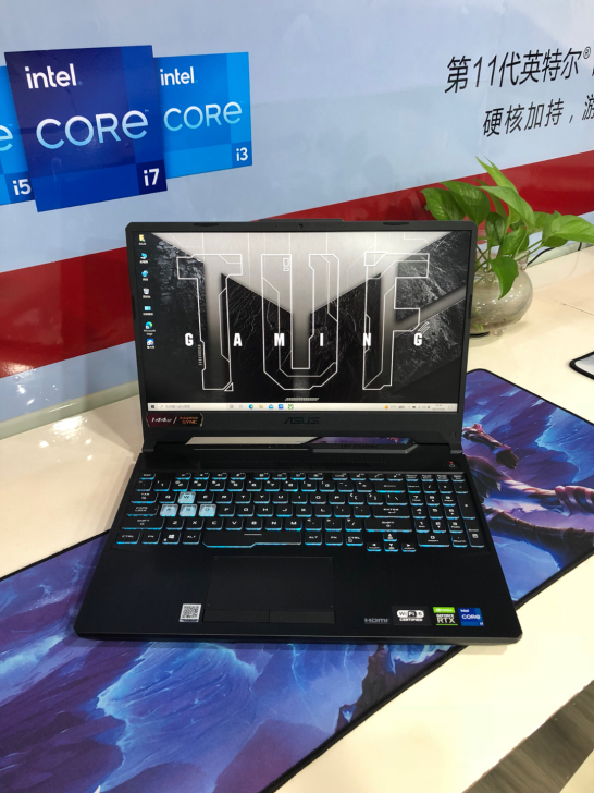 RTX3060十一代i7八核 华硕飞行堡垒...