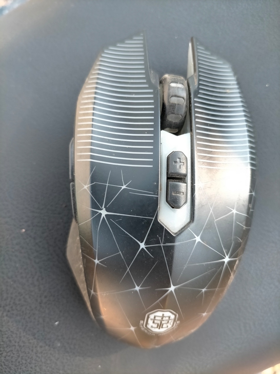 甲品鼠标有需要的吗？有几十个。二手物品售出...