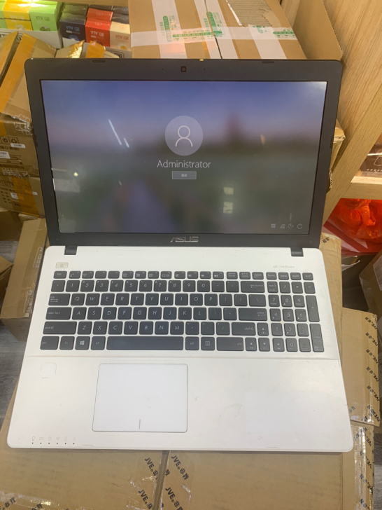 华硕笔记本15.6寸！不发快递！不发快递！...