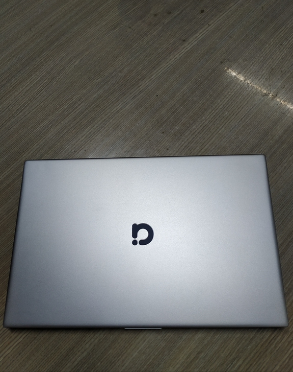 华硕笔记本A豆13样机大促销,9成新,带电...