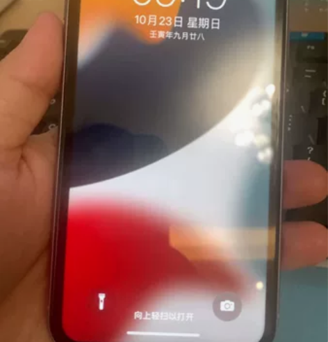 苹果11  64g紫色，国行版本成色非常新...