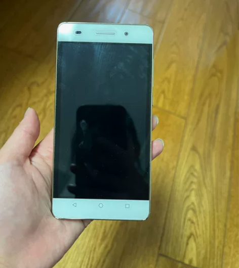 荣耀CHM-TL00，内存2G，手机存储8...