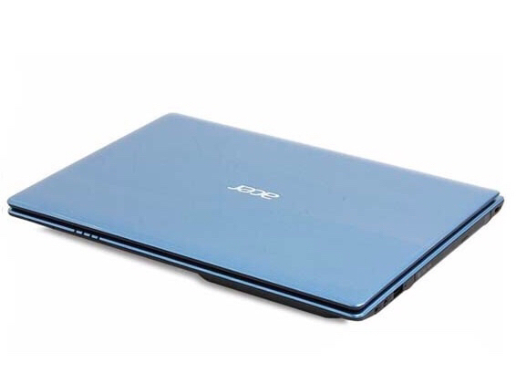 宏基笔记本电脑一台,13年船舶买的,有个角...