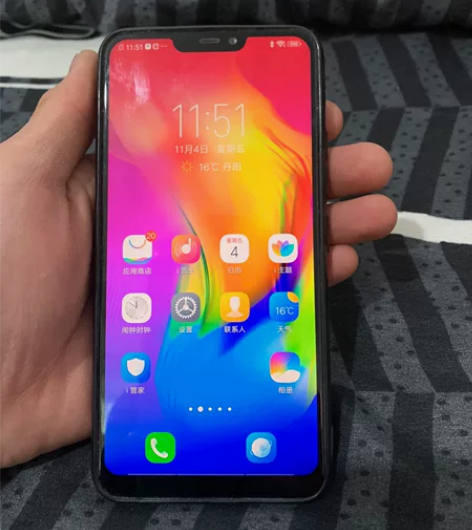 vivo y83 4+64 当备用机嘎嘎香...