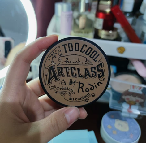 Too cool涂酷修容，深色剩一半左右，...