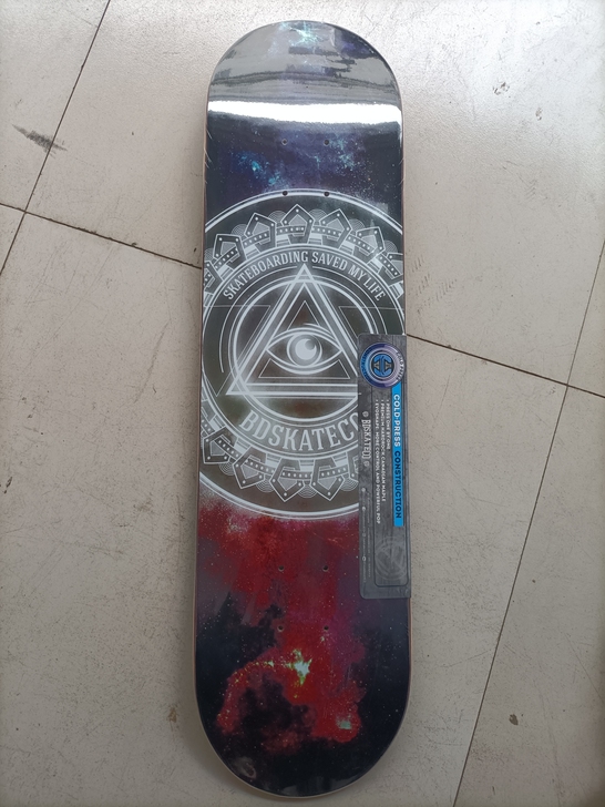 西班牙进口品牌BD专业滑板板面一张全新送砂...