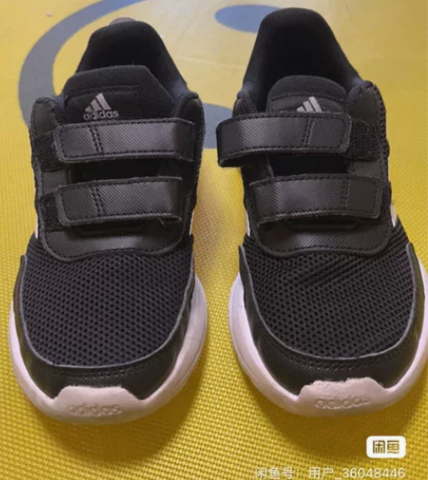 阿迪男童运动鞋，图一31码，图五32码！购...