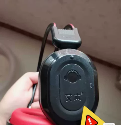 耳机四六级耳机9.9元一个。89成新以上。...