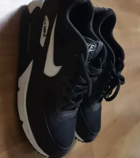 Nike正品air运动鞋，37.5码，79...