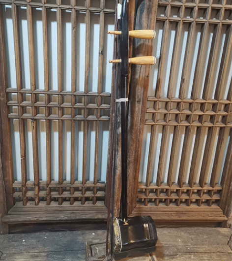 二胡,乐器,包邮!黄杨木镶骨的把手,很精美...