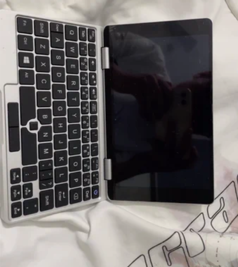 壹号本一代8+128（无指纹解锁，无笔）屏...