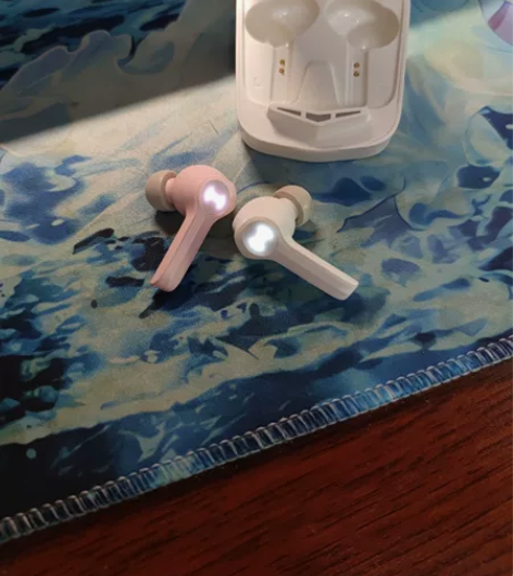 漫步者GM4 换了耳机所以打算出，用了一年...