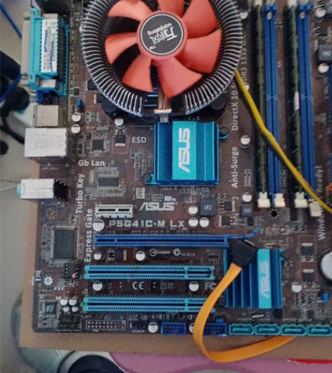 华硕g41主板e8400cpu,4 g内存...