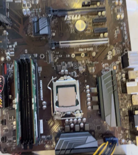 主板微星Z370PRO，带档板。九成新。已...