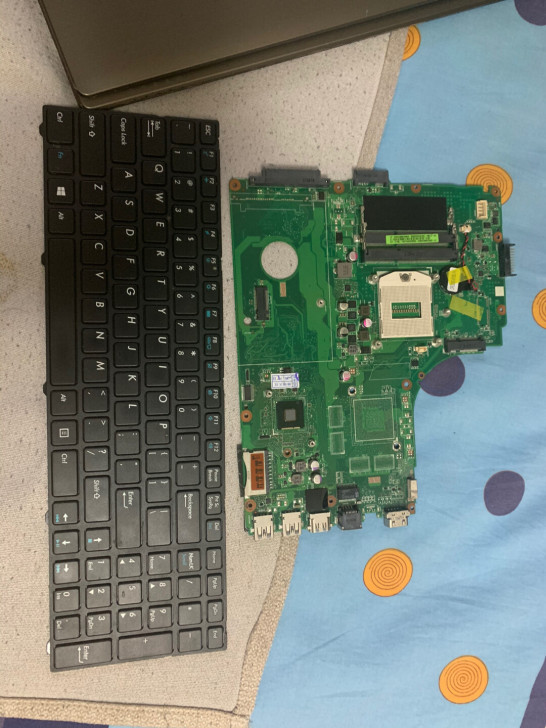 清华同方k560,自己笔记本,摔坏了,现在...