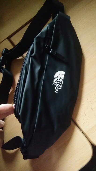 北面腰包男士单肩斜挎包胸包，没用过和新一样...