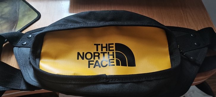tnf腰包，成色很新，爽快包邮。