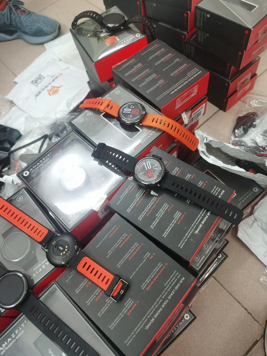华米运动智能手表