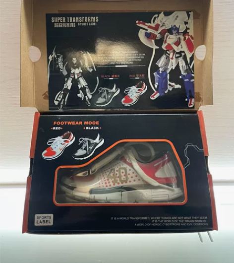 变形金刚 日版 01 变形鞋擎天柱   已...