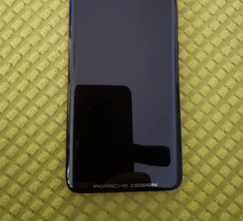 华为Mate RS保时捷6+256，成色较...