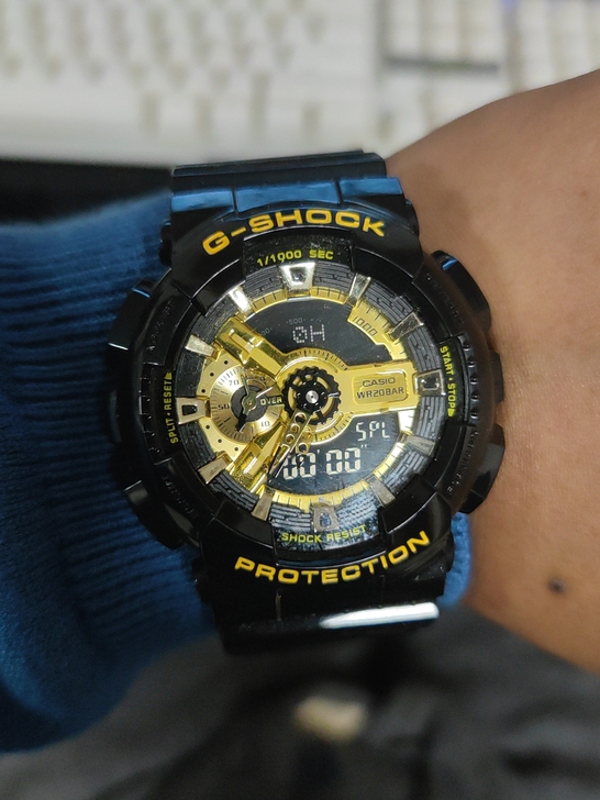 卡西欧黑武士运动手表