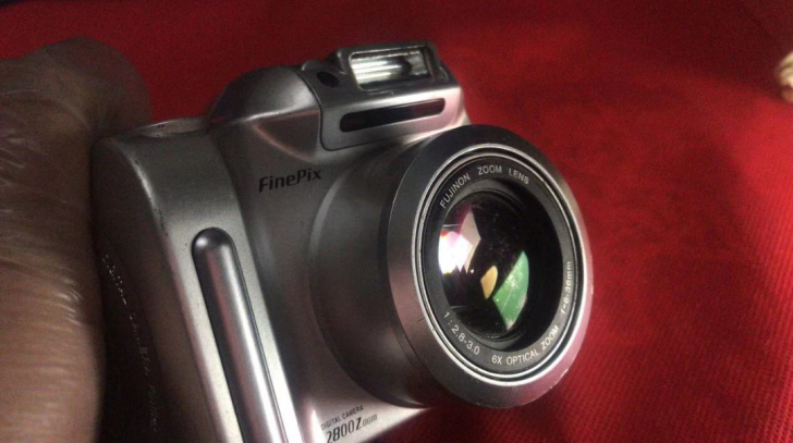 富士s304和2800zoom长焦数码相机...