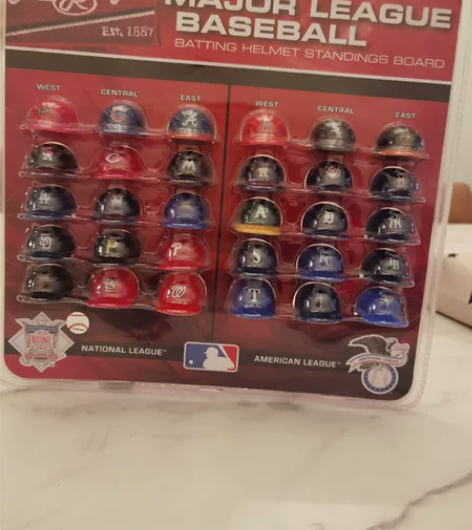 棒球大联盟纪念品，热爱棒球的同学可收集，在...