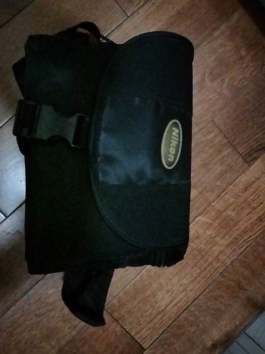 尼康d3100入门级单反相机，黑色，带单镜...