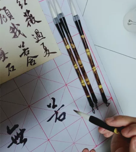 竹韵,狼羊兼毫毛笔,漂亮,好用! 出锋4....
