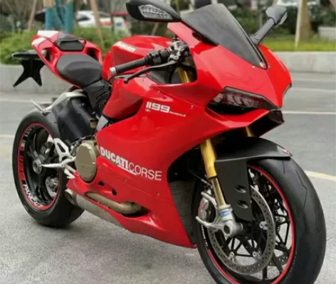 本车行低价出售各种品牌摩托车，水车，机车，...