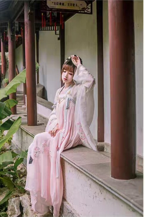 退坑出汉服！穿过三次，一整套，非偏远包邮