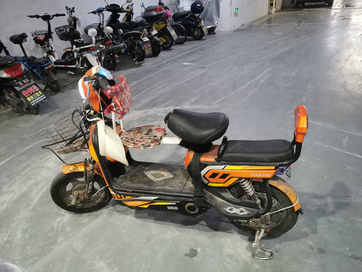 电动自行车智能代步棒途电瓶车