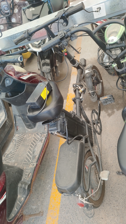 正步电动车，可折叠，公里数50以上，轻便，...