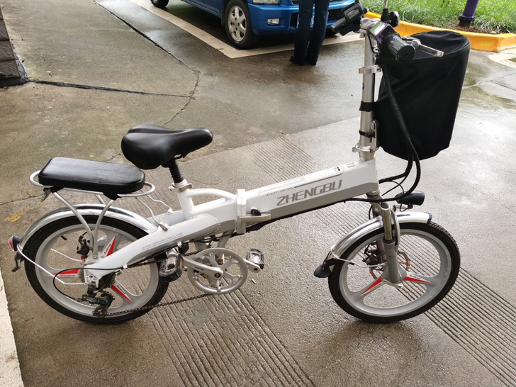 因为工作变动，不方便带走，出售正步20寸折...