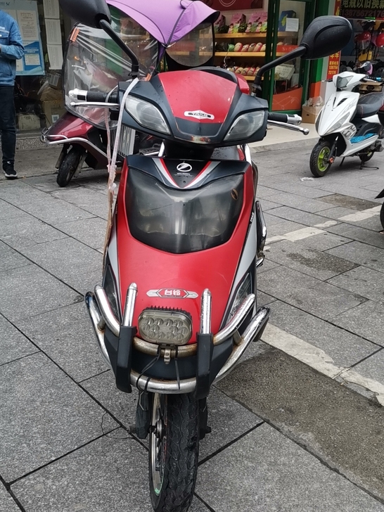 台铃72v32A家用电动车出售，电池今年8...