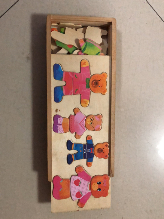 小熊换衣服玩具