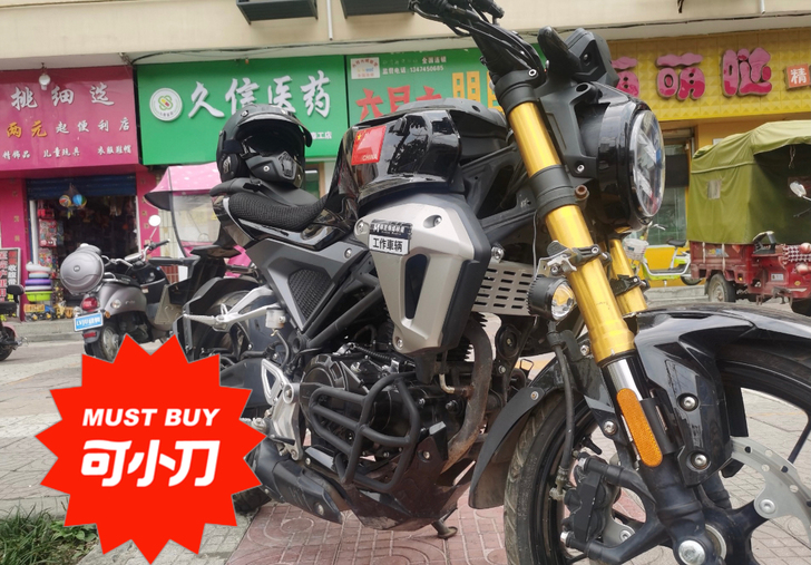 迅龙v8摩托,200cc力帆发动机去年的摩...