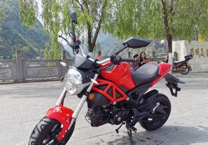 银钢小怪兽 迷你摩托 YG125-21A